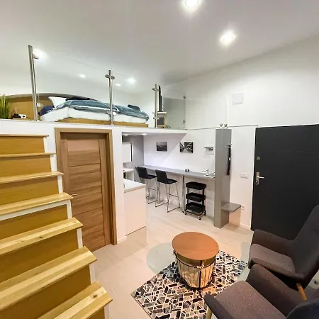 Apartman Stylish Quiet W Cheap Parking Closeby Budapest